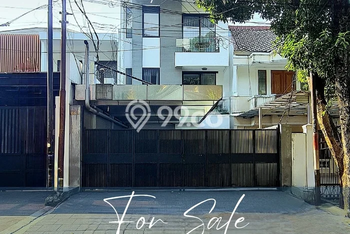 Rumah Kost untuk Dijual di Kebayoran Baru dengan 6 KT, 7 KM, Luas 700m2 Rumah Kost untuk Dijual di Kebayoran Baru dengan 6 KT, 7 KM, Luas 700m2