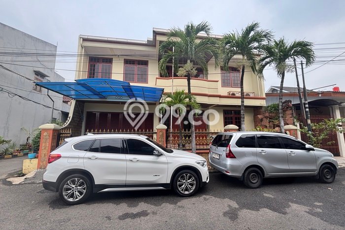 For Sale! Luxury House LT 155m2 Desain Modern di Narogong For Sale! Luxury House LT 155m2 Desain Modern di Narogong