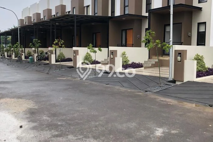 Dijual Rumah Eksklusif 1 KT di Kemang Pratama, Bekasi Dijual Rumah Eksklusif 1 KT di Kemang Pratama, Bekasi