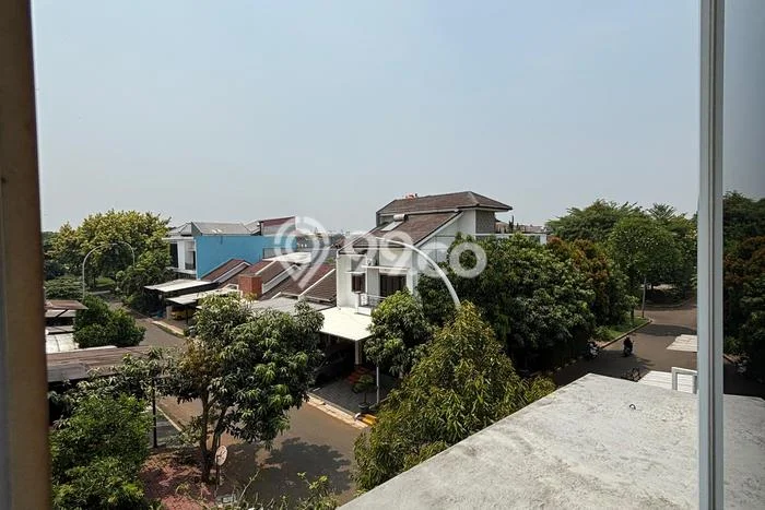 Rumah Elit Modern Tanpa Renovasi di Grand Wisata Bekasi Rumah Elit Modern Tanpa Renovasi di Grand Wisata Bekasi