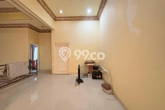 Rumah Elit LB 320m2 Siap Huni Desain Elegan di Grand Wisata, Bekasi Rumah Elit LB 320m2 Siap Huni Desain Elegan di Grand Wisata, Bekasi
