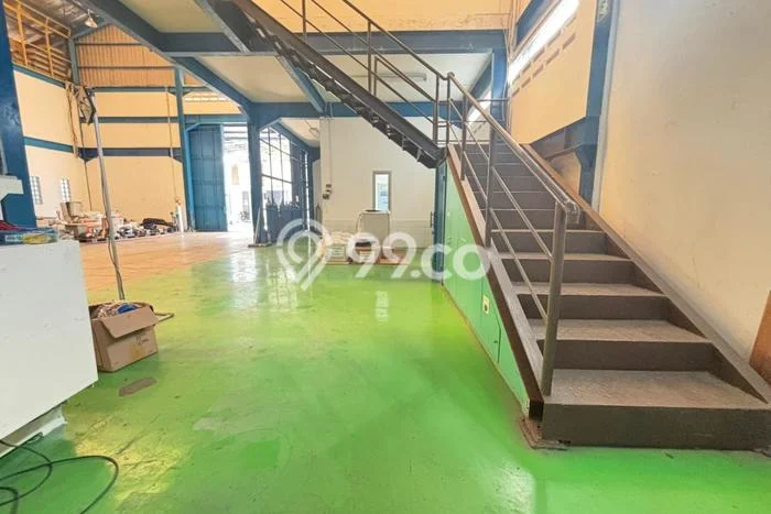 Gudang Bagus Dijual LB 1114m2 Lokasi Strategis Bekasi Area Cocok untuk Bisnis Gudang Bagus Dijual LB 1114m2 Lokasi Strategis Bekasi Area Cocok untuk Bisnis