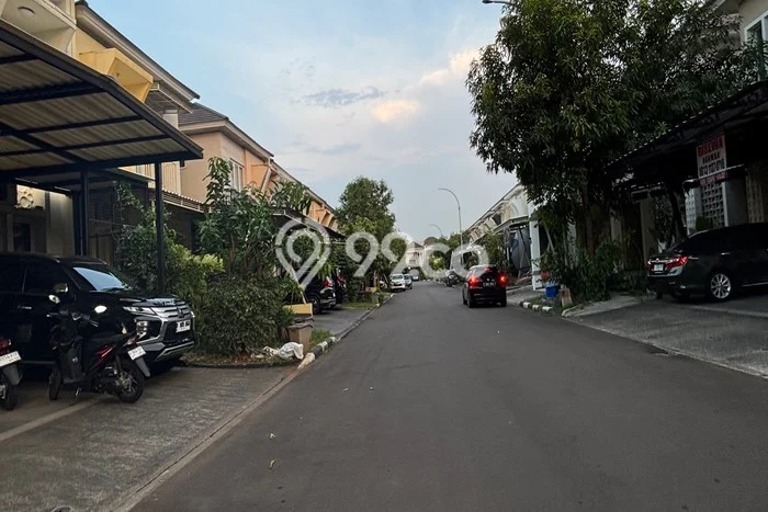 Disewakan Rumah Murah di Grand Wisata Bekasi dengan 3 Kamar Tidur Disewakan Rumah Murah di Grand Wisata Bekasi dengan 3 Kamar Tidur