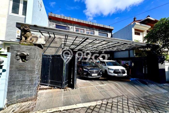 Rumah Elit Modern Tanpa Renovasi di Kesiman Denpasar Rumah Elit Modern Tanpa Renovasi di Kesiman Denpasar