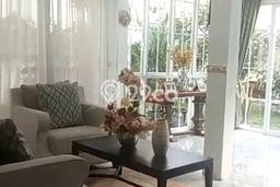 Siap Huni Hunian Elit 5 Kamar di Menteng Dekat ke Mana Saja Siap Huni Hunian Elit 5 Kamar di Menteng Dekat ke Mana Saja