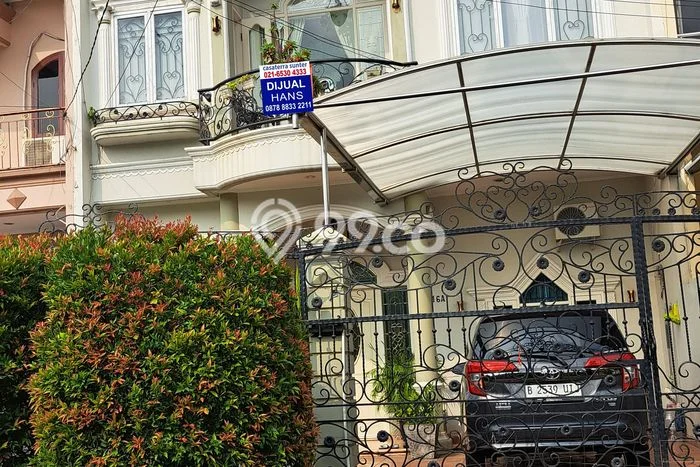 Jual Rumah Luas Megah Dengan View Eksklusif di Sunter, Jakarta Utara Jual Rumah Luas Megah Dengan View Eksklusif di Sunter, Jakarta Utara