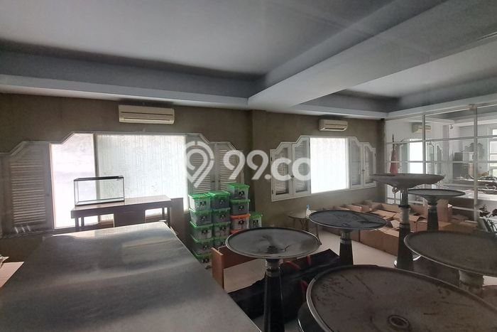 LOKASI STRATEGIS! Ruko Kawasan , Luas 600m2m², Area Komersial, Jalan Utama LOKASI STRATEGIS! Ruko Kawasan , Luas 600m2m², Area Komersial, Jalan Utama
