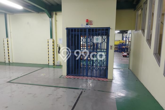 Dijual! Gudang di Penggilingan Jakarta Timur LT 433m2 / LB 531m2 Kawasan Bisnis Dijual! Gudang di Penggilingan Jakarta Timur LT 433m2 / LB 531m2 Kawasan Bisnis