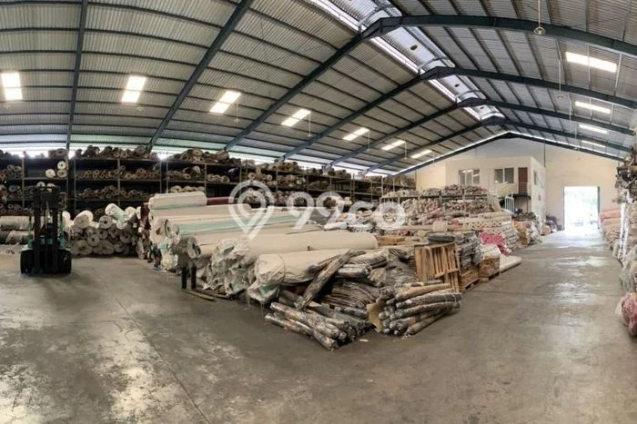 Gudang bagus disewakan di Kelapa Gading Jakarta Utara dengan LB 3200m2 harga sewa terbaik Gudang bagus disewakan di Kelapa Gading Jakarta Utara dengan LB 3200m2 harga sewa terbaik