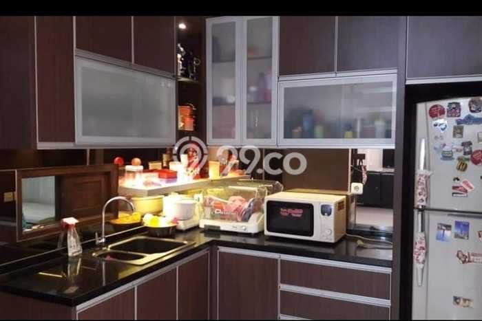 Rumah di Rempoa, Jakarta Selatan, LT 306m² Bangunan 400m² Rumah di Rempoa, Jakarta Selatan, LT 306m² Bangunan 400m²