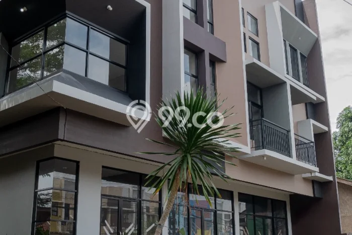 Area Ramai! Ruko Dijual di Ciputat untuk Bisnis Luas Bangunan 150m2 Area Ramai! Ruko Dijual di Ciputat untuk Bisnis Luas Bangunan 150m2