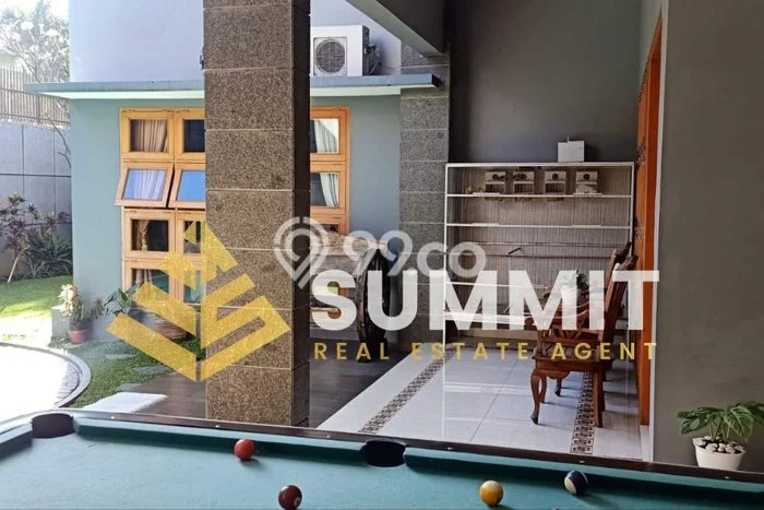 Rumah Elit Modern Tanpa Renovasi di Setiabudi Bandung Rumah Elit Modern Tanpa Renovasi di Setiabudi Bandung