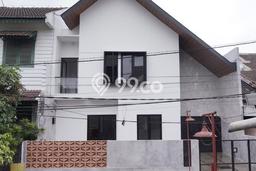 Rumah Terawat 5 KT 4 KM di Lokasi Premium Arcamanik, Bandung Rumah Terawat 5 KT 4 KM di Lokasi Premium Arcamanik, Bandung
