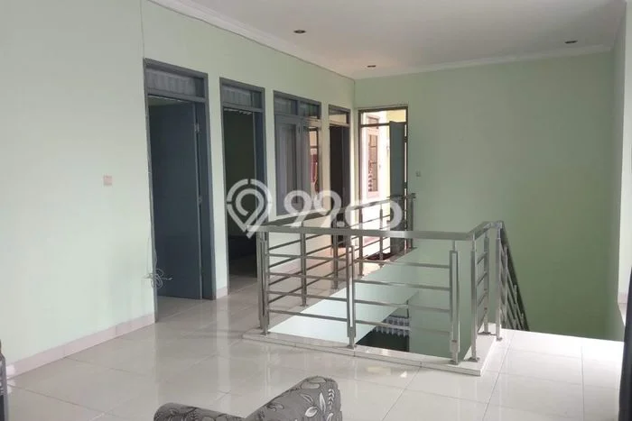 Disewakan! Rumah 4 Kamar Tidur &
1 Kamar Mandi di Buah Batu, Bandung Disewakan! Rumah 4 Kamar Tidur &
1 Kamar Mandi di Buah Batu, Bandung