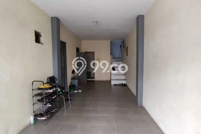 Siap Huni Hunian Elit 11 Kamar di Pesanggrahan Dekat ke Mana Saja Siap Huni Hunian Elit 11 Kamar di Pesanggrahan Dekat ke Mana Saja