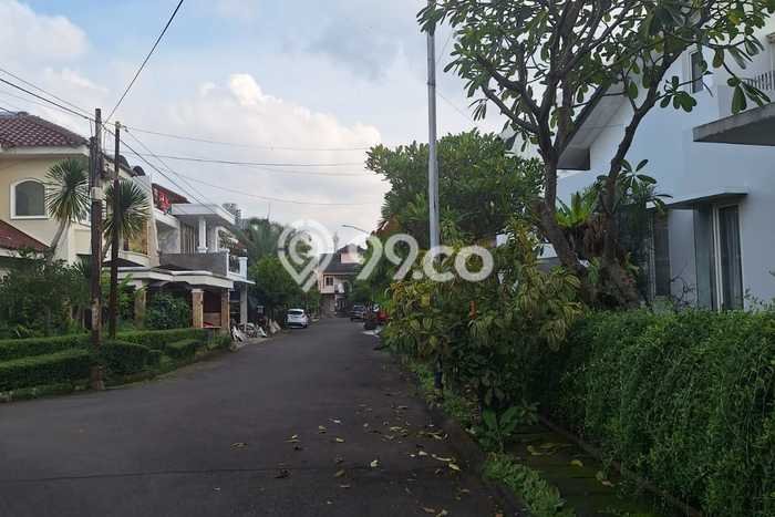 For Sale! Premium House LT 440m2 Desain Modern di Sektor 8 - Bintaro For Sale! Premium House LT 440m2 Desain Modern di Sektor 8 - Bintaro