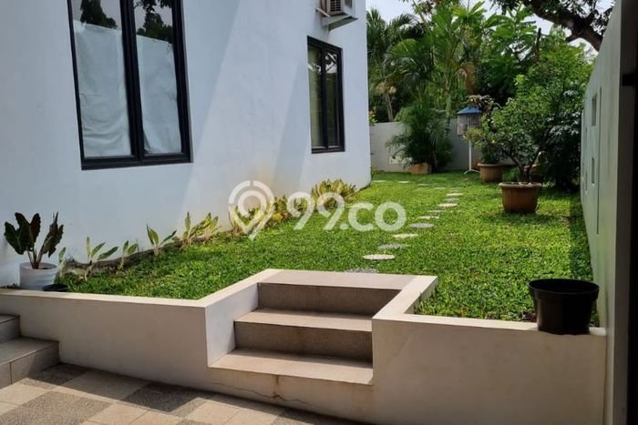 Rumah Elit Modern Tanpa Renovasi di Cikunir Bekasi Rumah Elit Modern Tanpa Renovasi di Cikunir Bekasi