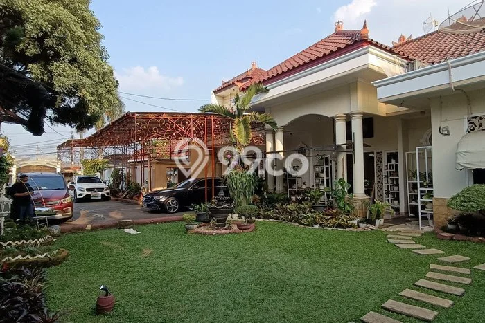 Hunian Mewah LB 630m2 Siap Huni Desain Elegan di Cibubur, Depok Hunian Mewah LB 630m2 Siap Huni Desain Elegan di Cibubur, Depok