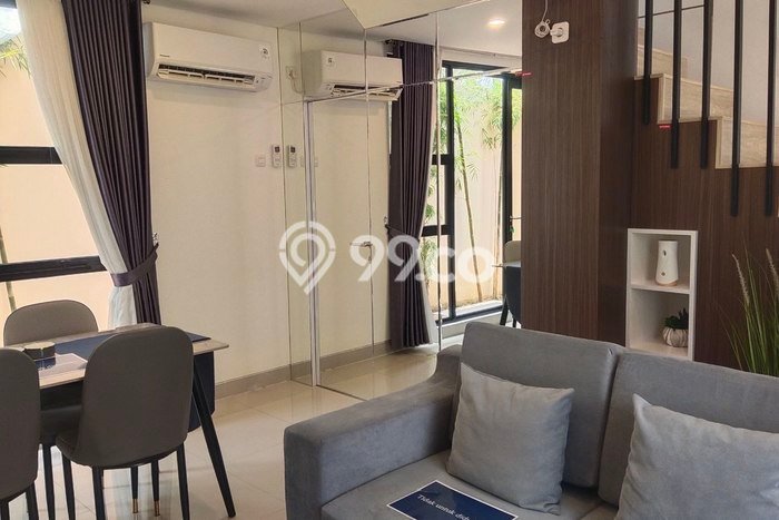 Jual Rumah Strategis Bagus Punya 2 KT di Cikarang Pusat Bekasi SHM Jual Rumah Strategis Bagus Punya 2 KT di Cikarang Pusat Bekasi SHM
