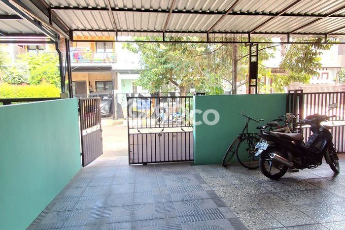 Rumah Modern 3 KT di Cikunir Bekasi Semi Furnished Rumah Modern 3 KT di Cikunir Bekasi Semi Furnished