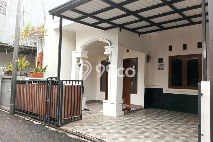 Dijual Rumah Eksklusif 3 KT di Kebagusan, Jakarta Selatan Dijual Rumah Eksklusif 3 KT di Kebagusan, Jakarta Selatan