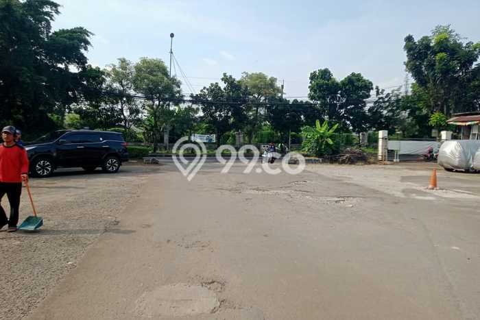 Ruko Dijual di Jakarta Timur LT 67m2 & LB 189m2 Lokasi Terbaik! Ruko Dijual di Jakarta Timur LT 67m2 & LB 189m2 Lokasi Terbaik!