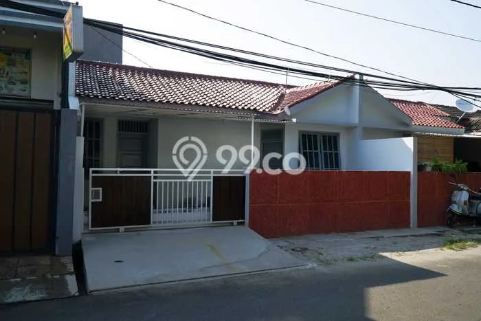 Rumah Modern Cantik 2 KT Bisa Langsung Pindah di Ciputat Rumah Modern Cantik 2 KT Bisa Langsung Pindah di Ciputat