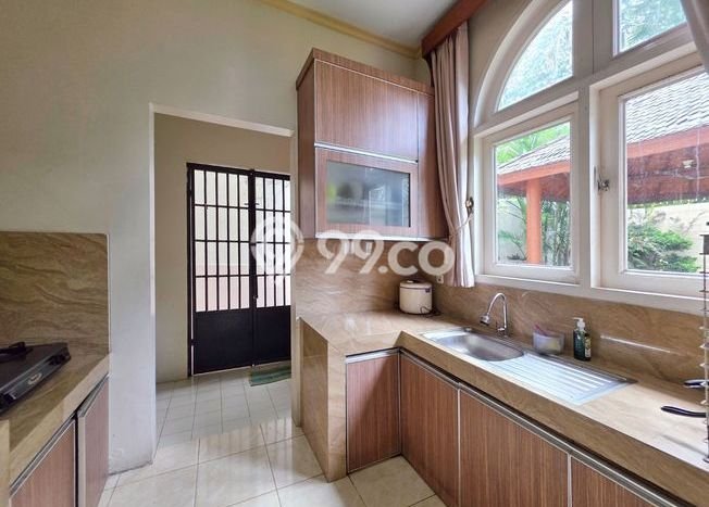 Dijual Rumah Mewah Exclusive di BSD, Tangerang Selatan Dijual Rumah Mewah Exclusive di BSD, Tangerang Selatan