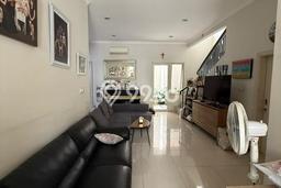 Jual Rumah Luas Megah Dengan View Eksklusif di Gading Serpong, Tangerang Jual Rumah Luas Megah Dengan View Eksklusif di Gading Serpong, Tangerang