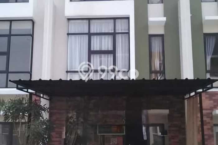 Dijual Rumah Kost di Gading Serpong, Tangerang, 10 KT, 3 KM, Bangunan 139m2 Dijual Rumah Kost di Gading Serpong, Tangerang, 10 KT, 3 KM, Bangunan 139m2