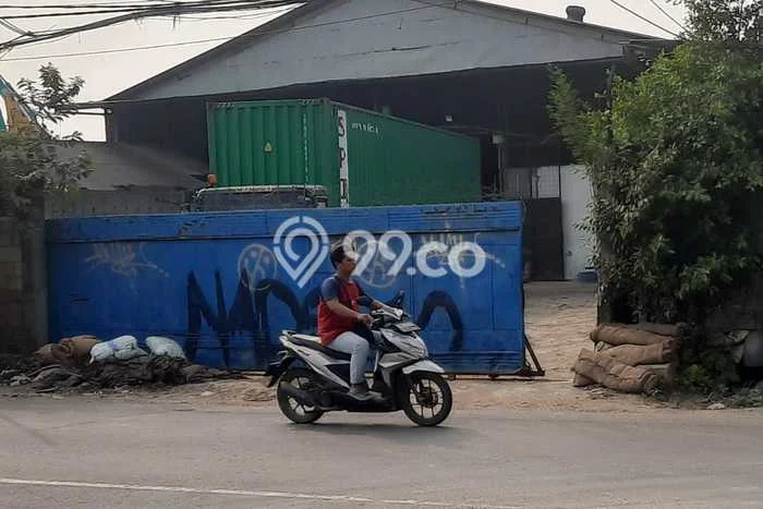 Gudang Disewa di Tangerang dengan LB 1500m2 Area Komersial Ramai Gudang Disewa di Tangerang dengan LB 1500m2 Area Komersial Ramai