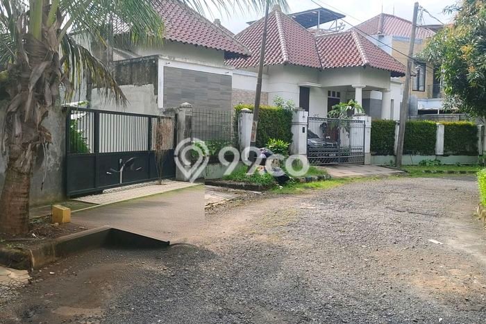 Tanah Investasi Dijual di Tangerang Selatan Punya Luas 325m2 Tanah Investasi Dijual di Tangerang Selatan Punya Luas 325m2