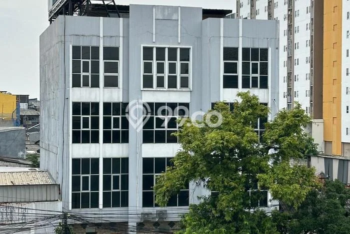 Unit Ruko Dijual di Jakarta Barat LT 274m2 & LB 660m2 Unit Ruko Dijual di Jakarta Barat LT 274m2 & LB 660m2