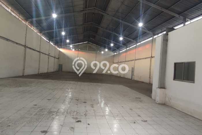 Disewakan Gudang di Kawasan Ramai Dadap Luas 800m2 Disewakan Gudang di Kawasan Ramai Dadap Luas 800m2