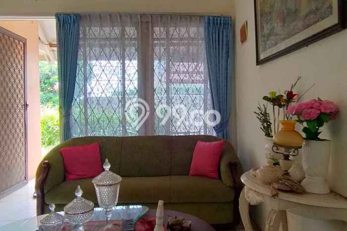 Jual Rumah Bagus Siap Huni LB 120m2 di Cinere, Depok Jual Rumah Bagus Siap Huni LB 120m2 di Cinere, Depok