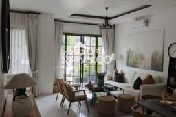 Hunian Eksklusif Siap Huni LT 112m2 di BSD, Tangerang Selatan Hunian Eksklusif Siap Huni LT 112m2 di BSD, Tangerang Selatan
