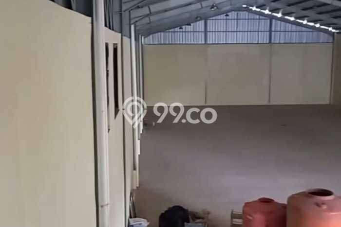PRIME LOCATION! Gudang di BSD, Luas 1000m², Area Berkembang, Ready Pakai PRIME LOCATION! Gudang di BSD, Luas 1000m², Area Berkembang, Ready Pakai