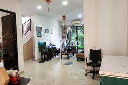 Jual Rumah Mewah Megah Dengan View Cantik di Gading Serpong, Tangerang Jual Rumah Mewah Megah Dengan View Cantik di Gading Serpong, Tangerang