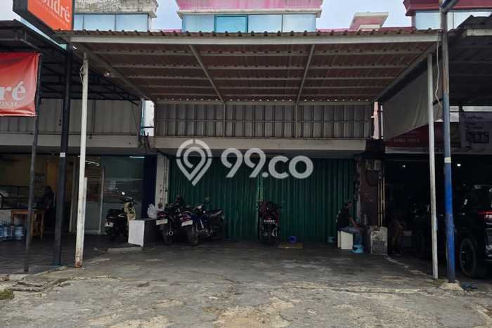 Ruko Dijual di Prime Area Jakarta Barat Luas 100m2 Ruko Dijual di Prime Area Jakarta Barat Luas 100m2