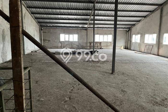 FOR SALE! Komersial di Curug Tangerang, LT 2750m2, LB 1824m2 FOR SALE! Komersial di Curug Tangerang, LT 2750m2, LB 1824m2