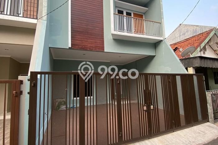 Rumah Sederhana Dijual di Tebet 4 Kamar dengan Luas Tanah 90m2 Rumah Sederhana Dijual di Tebet 4 Kamar dengan Luas Tanah 90m2