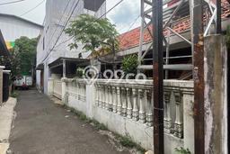 Rumah Modern Cantik 5 Kamar Siap Huni di Tebet Rumah Modern Cantik 5 Kamar Siap Huni di Tebet