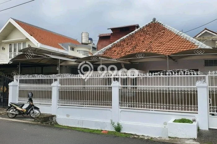 Jarang Ada! Rumah Kontrakan 5 Kamar Bagus Siap Huni Cawang Jarang Ada! Rumah Kontrakan 5 Kamar Bagus Siap Huni Cawang