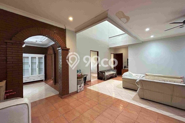 Rumah Elit Modern Tanpa Renovasi di Cawang Jakarta Timur Rumah Elit Modern Tanpa Renovasi di Cawang Jakarta Timur