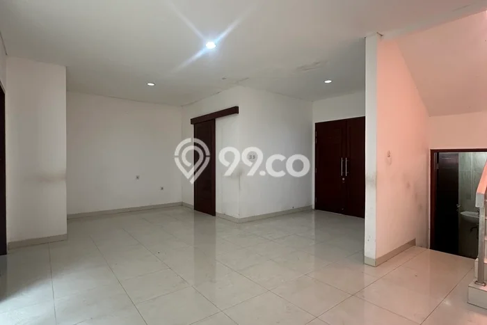 Sewa Rumah Murah di Pondok Indah Jakarta Selatan Punya 4 Kamar Tidur Sewa Rumah Murah di Pondok Indah Jakarta Selatan Punya 4 Kamar Tidur