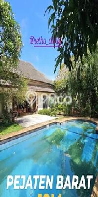 Dijual Rumah Mewah Elegan Dengan View Eksklusif di Pejaten, Jakarta Selatan Dijual Rumah Mewah Elegan Dengan View Eksklusif di Pejaten, Jakarta Selatan