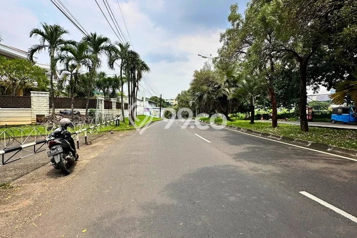 Tanah Kavling Dijual di Jakarta Selatan dengan Spesifikasi 1189m2 Tanah Kavling Dijual di Jakarta Selatan dengan Spesifikasi 1189m2