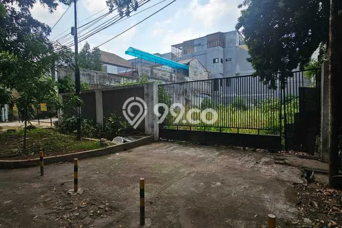 Kavling Tanah di Kebayoran Baru Dijual Luas 335m2 Legalitas SHM Kavling Tanah di Kebayoran Baru Dijual Luas 335m2 Legalitas SHM
