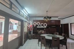Hunian Eksklusif Dijual LT 560m2 di Kebayoran Baru, Jakarta Selatan Hunian Eksklusif Dijual LT 560m2 di Kebayoran Baru, Jakarta Selatan