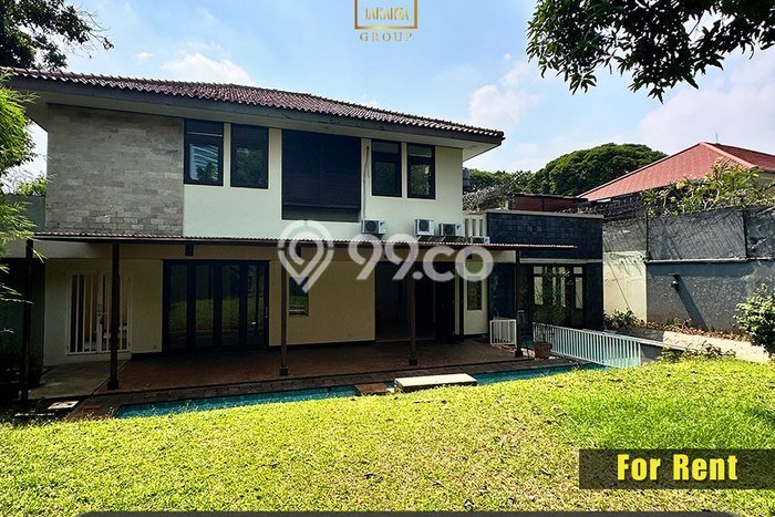 Rumah Bagus Disewakan di Kuningan, Jakarta Selatan LT 650m2, LB 400m2 Rumah Bagus Disewakan di Kuningan, Jakarta Selatan LT 650m2, LB 400m2